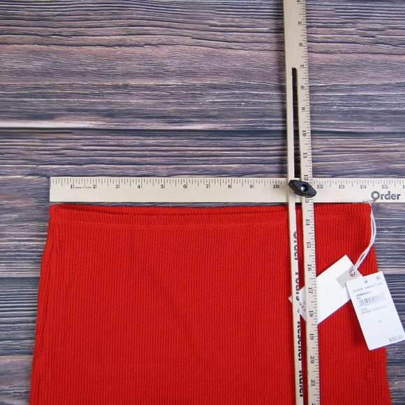 Good American Always Fits Mini Skirt In Bright Poppy Red Stretchy - Picture 7 of 11